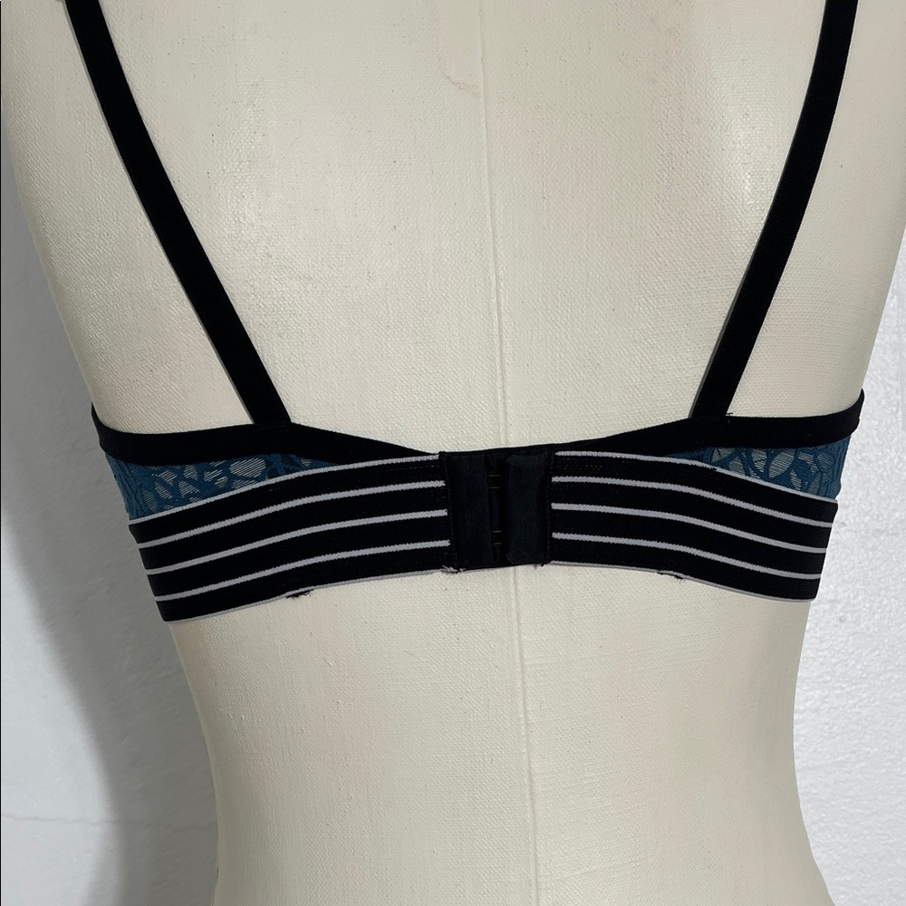Halogen Lace Bralette with Striped Band - Picture 4 of 10